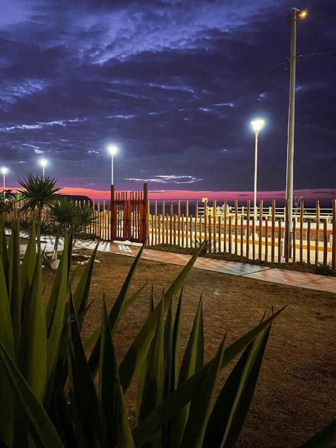 Delfines De Chicama Hotel Puerto Chicama Exterior photo